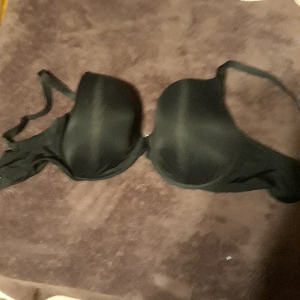 V.s. bra